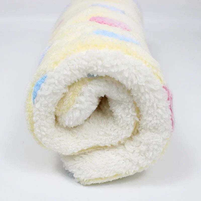 Thickened Pet Soft Fleece Pad Pet Blanket Bed Mat for Puppy Dog Cat Sofa Cushion Keep Warm Sleeping Cover Cushion Home Rug Kot - Play Paws Toys