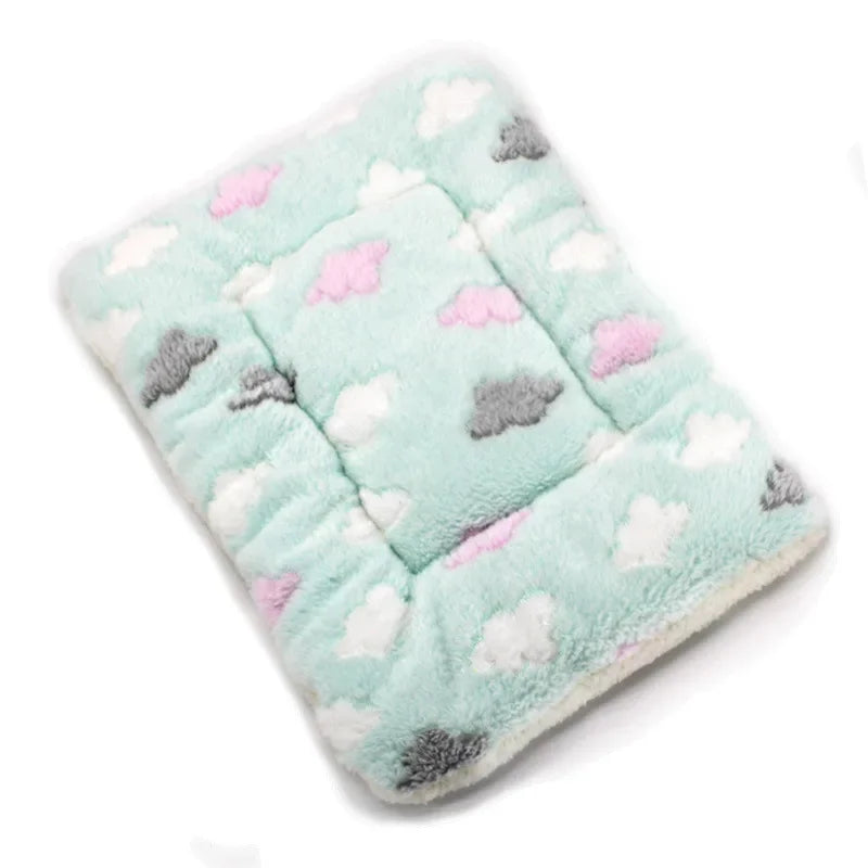 Thickened Pet Soft Fleece Pad Pet Blanket Bed Mat for Puppy Dog Cat Sofa Cushion Keep Warm Sleeping Cover Cushion Home Rug Kot - Play Paws Toys