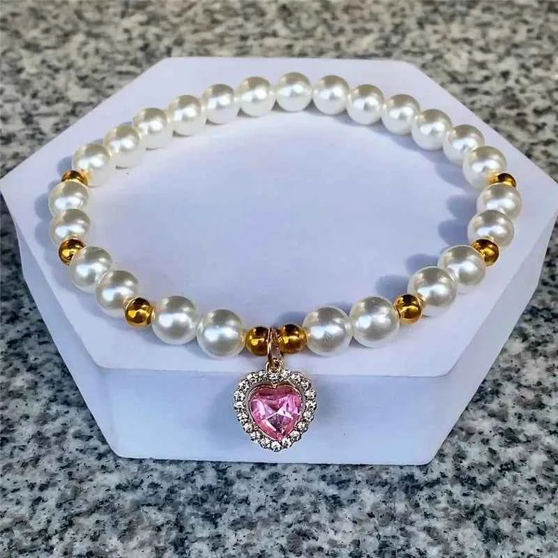Fashion Pet Heart Pendant Necklace Adjustable Collar Fake Pearls for Dogs Cats Stylish and Comfortable Accessories Pet Supplies