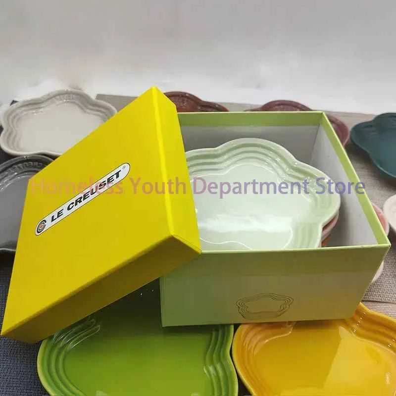 14cm Plum Blossom Small Plate Sauce Plates French Cool Color Cake Dish Gradual Spit Bone Dishs Tableware Ceramic Dessert