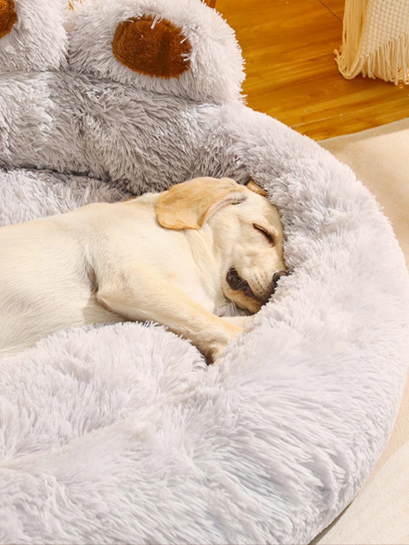 Fluffy Dog Bed Winter Plush Kennel Accessories Pet Products Large Dogs Beds Bedding Sofa Basket Small Mat Cats Big Cushion Puppy