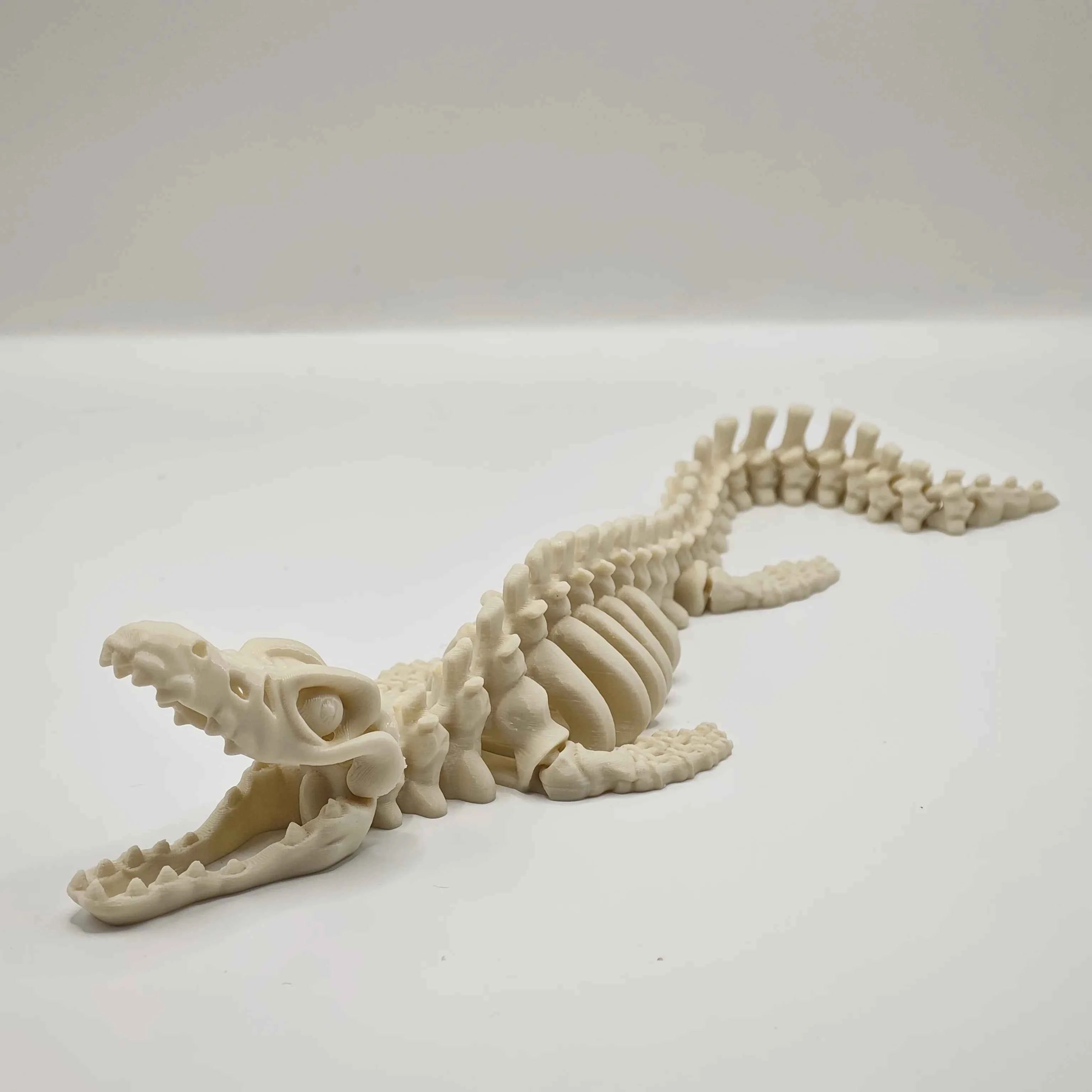 Realistic Mosasaurus Skeleton Aquarium Ornament, White Fins & Tail, Paleontology Gift for Collectors & Aquarium Enthusiasts