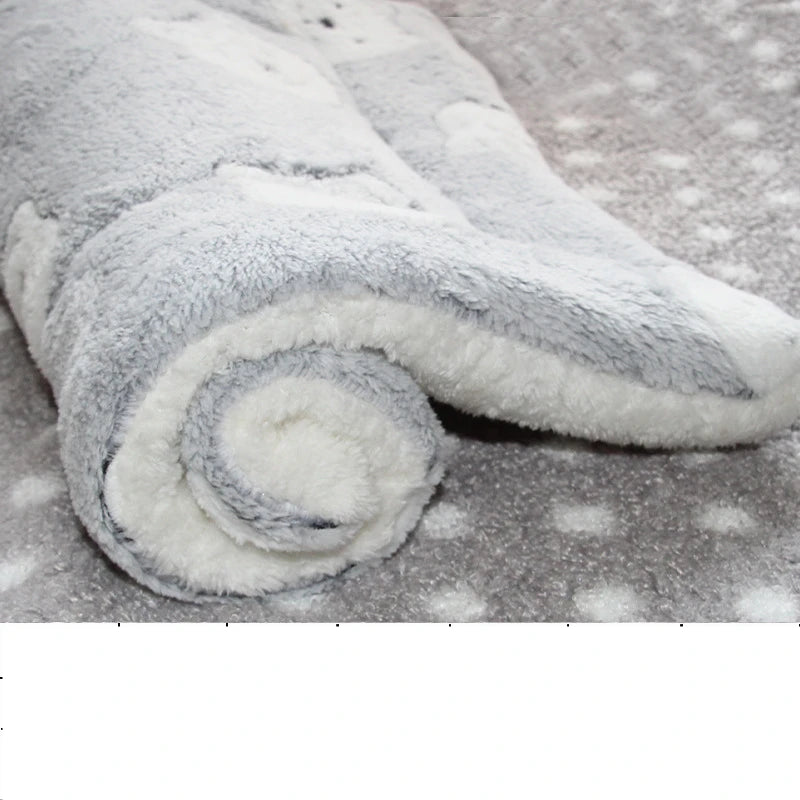 Large Size Flannel Dog Bed Thicken Cat Bed Sleeping Mat Dog Mat Blanket For Puppy Kitten Dog Bed Rug for Small Medium Large Dog - Play Paws Toys