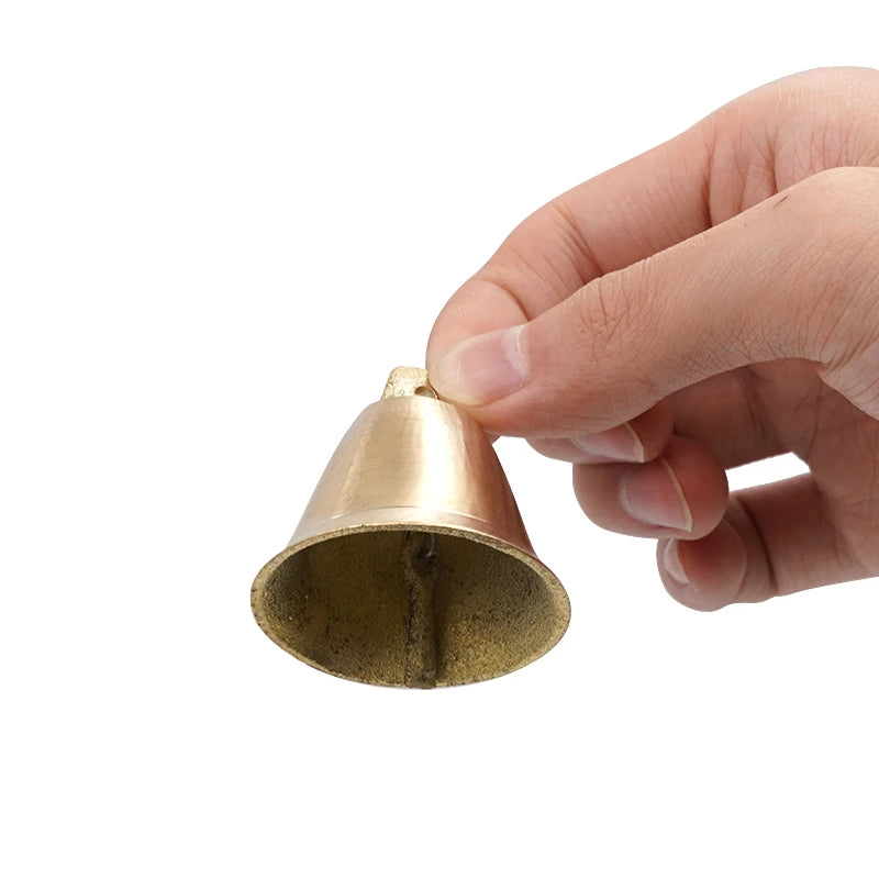 Copper Bells Cats Dogs Pets Decoration Bells Hanger Metal Iron Bells Loud Crisp Spread Farther Loud Cow Horse Sheep Grazing