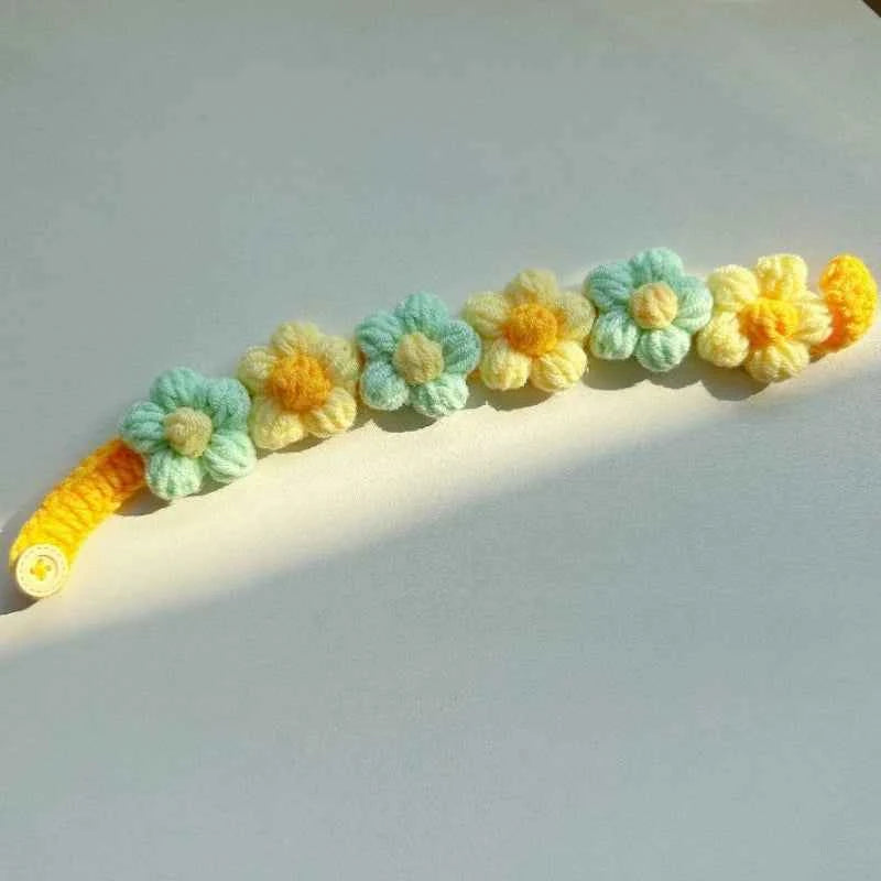 Pet Handmade Three-dimensional Yarn Flower Collar Cute Scarf Decorative Accessories Dog Cat Cute