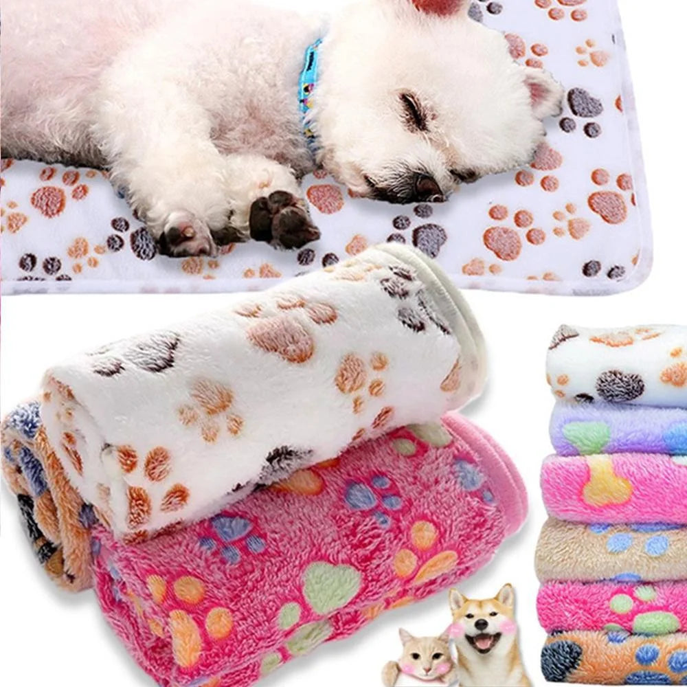 Soft Fluffy High Quality Pet Blanket Cute Cartoon Pattern Pet Mat Warm and Comfortable Blanket for Cat Dogs Mat