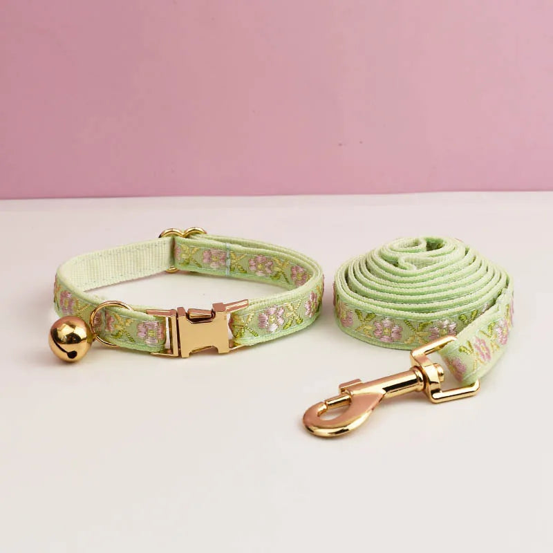 Adjustable Comfortable Cat Collar with Bell Personalized Pet Collar for Cats And Small Dogs metal hardware set cat collar