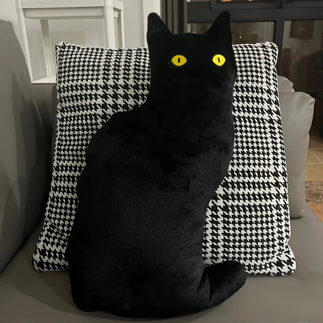 Customized pet photos, plush pillows, personalized cat and dog shaped sofa cushions for people aged 14 and above