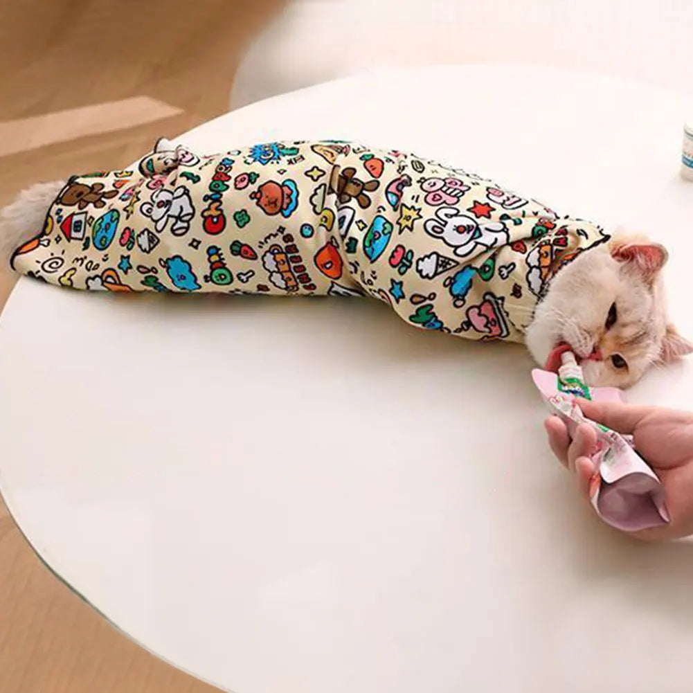 Cat Restraint Wrap Self-Adherent Cat Swaddle Burrito Wrap Anti-Bite Anti-Escape Cat Grooming Wrap for Pet Medical Nail Clipping