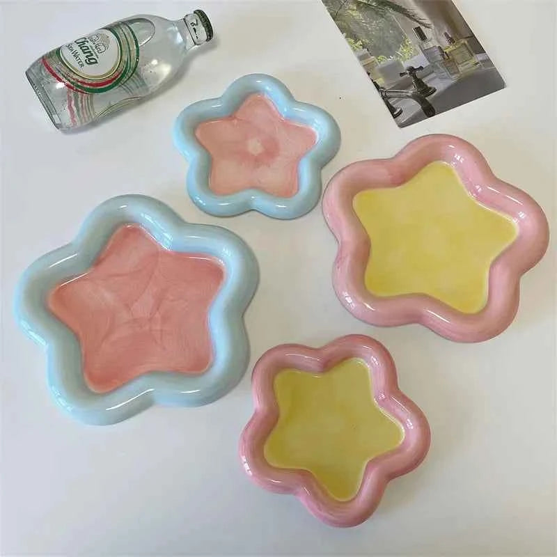 New Cat ceramic bowl cute weet cat food bowl large caliber anti knock home aesthetic decoration desktop ornament display plate