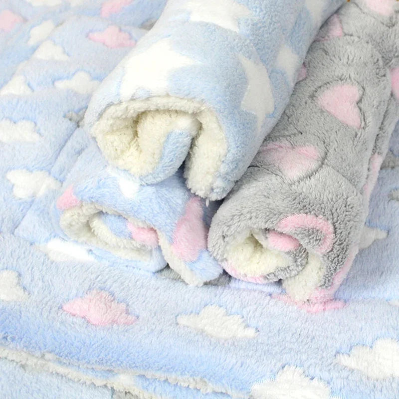 Thickened Pet Soft Fleece Pad Pet Blanket Bed Mat for Puppy Dog Cat Sofa Cushion Keep Warm Sleeping Cover Cushion Home Rug Kot - Play Paws Toys