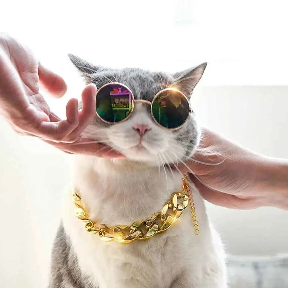 Gold Chain Pet Necklace for Cats and Small Dogs Fashionable Chunky Link Collar for Photo Shoots Daily Wear Party Costume