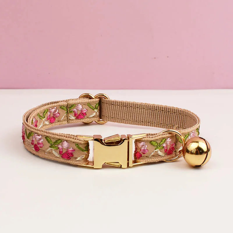 Adjustable Comfortable Cat Collar with Bell Personalized Pet Collar for Cats And Small Dogs metal hardware set cat collar