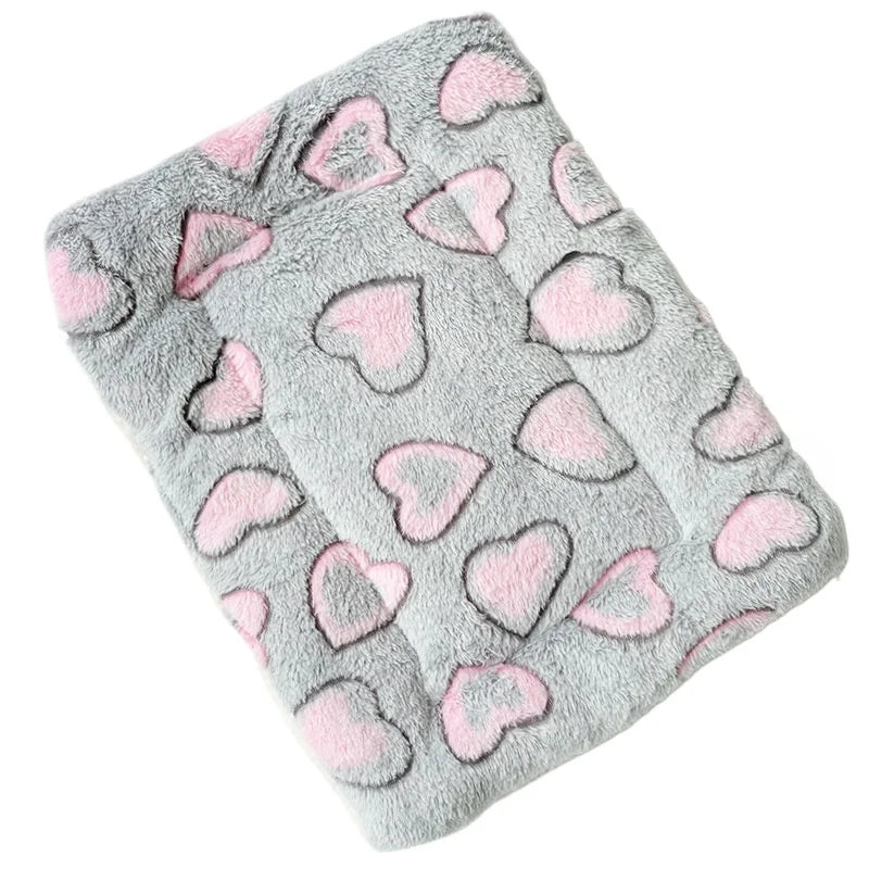 Thickened Pet Soft Fleece Pad Pet Blanket Bed Mat for Puppy Dog Cat Sofa Cushion Keep Warm Sleeping Cover Cushion Home Rug Kot - Play Paws Toys