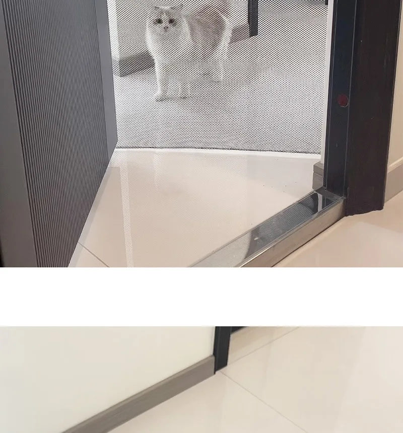 Pet Gate Fence Dog Cats Fence Indoor Automatic Retractable Stairway Aisle Isolation Mesh No Punch Safety Net Fence