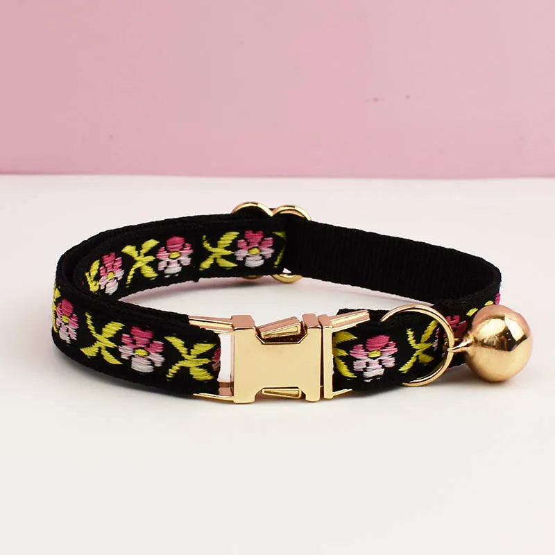 Adjustable Comfortable Cat Collar with Bell Personalized Pet Collar for Cats And Small Dogs metal hardware set cat collar