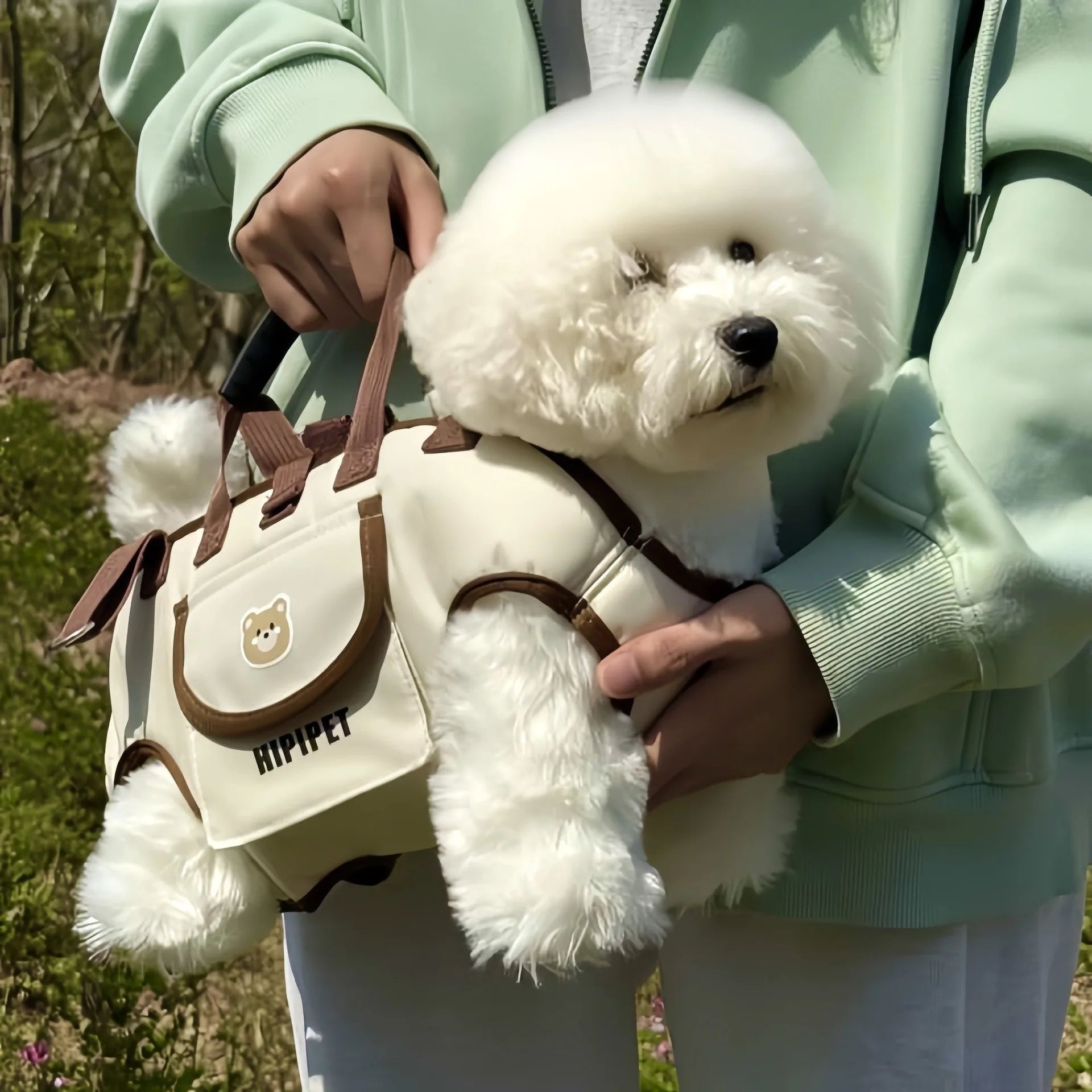 Portable and breathable pet backpacks for cats and dogs, suitable for outdoor use, with leash, can be carried by hand or slung - Play Paws Toys