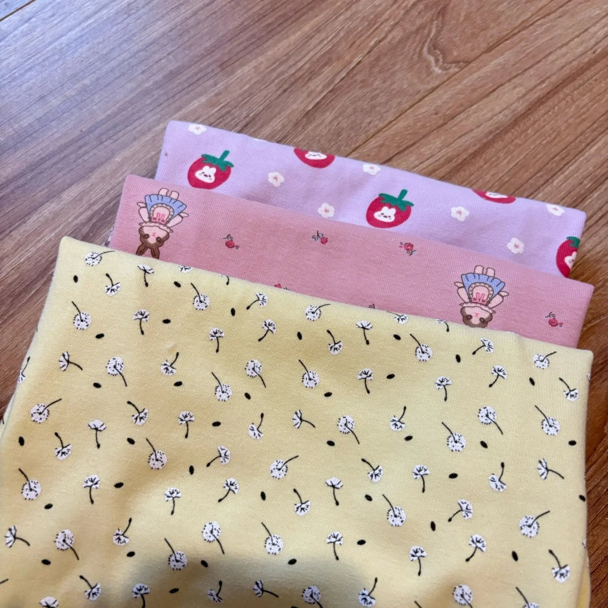 Soft Cotton Long Sleeves Shirt for Sphinx Cat Spring Autumn Cute Sweet Pink Green Coat for Cats Winter Sweatshirt for Devon Rex - Play Paws Toys