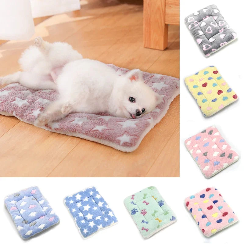 Thickened Pet Soft Fleece Pad Pet Blanket Bed Mat for Puppy Dog Cat Sofa Cushion Keep Warm Sleeping Cover Cushion Home Rug Kot - Play Paws Toys