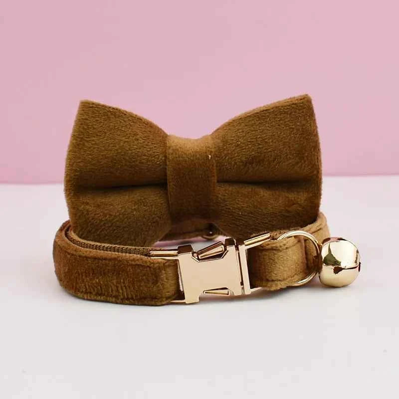 Cat Supplies Velvet Cat Collar Personalized Cat Collar with Name Plate Bell Bow tie Custom Engrave Collars for Cat