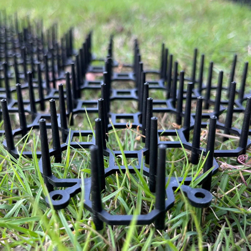 6/10Pcs Garden Prickle Strip Dig Stop Cat Repellent Deterrent Mat Anti-cat Prickle Strips Keep Cat Away Digging Climbing Spike - Play Paws Toys