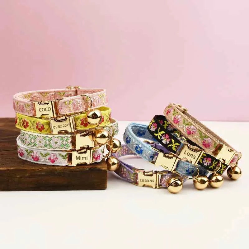 Adjustable Comfortable Cat Collar with Bell Personalized Pet Collar for Cats And Small Dogs metal hardware set cat collar