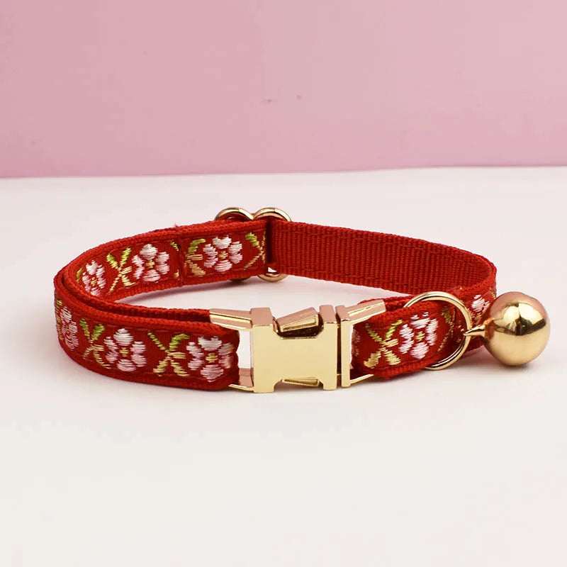 Adjustable Comfortable Cat Collar with Bell Personalized Pet Collar for Cats And Small Dogs metal hardware set cat collar