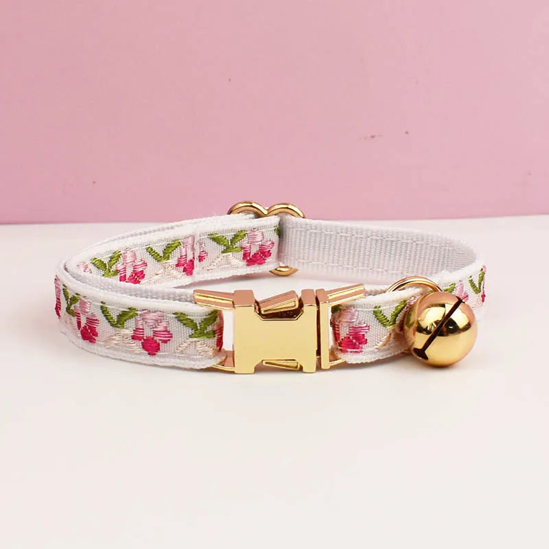 Adjustable Comfortable Cat Collar with Bell Personalized Pet Collar for Cats And Small Dogs metal hardware set cat collar