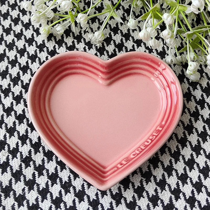 Ceramic Cat Bowl Extra Heart-Shaped Wide Anti Vomiting Stress Free Design12cm Durable Ceramic Pet Bowl for Small Cats Dogs