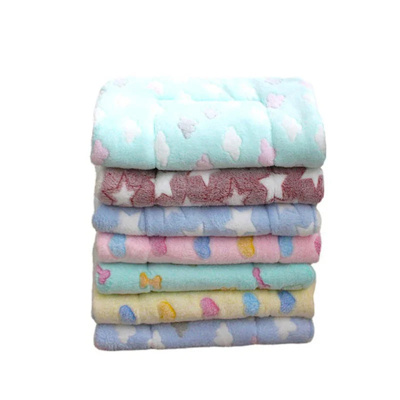 Thickened Pet Soft Fleece Pad Pet Blanket Bed Mat for Puppy Dog Cat Sofa Cushion Keep Warm Sleeping Cover Cushion Home Rug Kot - Play Paws Toys