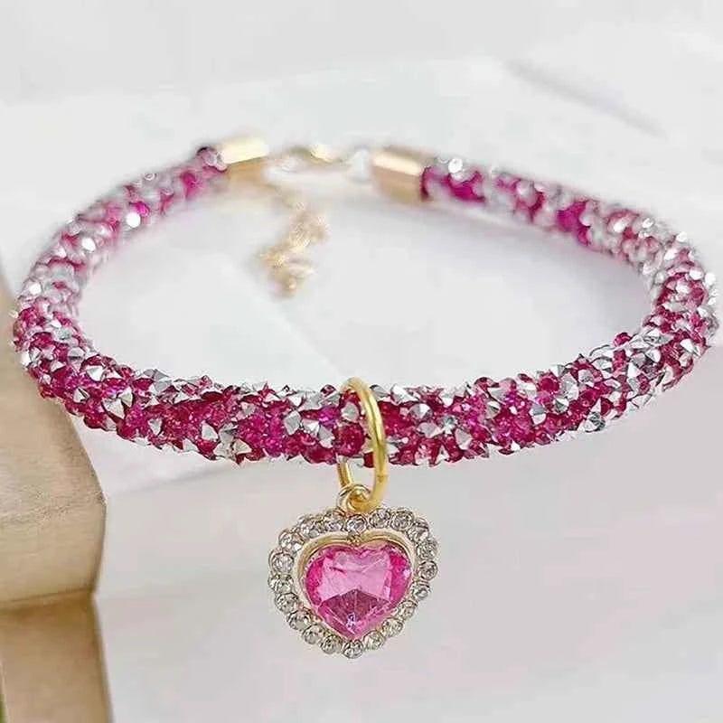 Adjustable Pet Necklace Cat Dog Collar with Diamond Zircon Heart Pendant Jewelry Luxury Metal Puppy Collars Dog Accessories