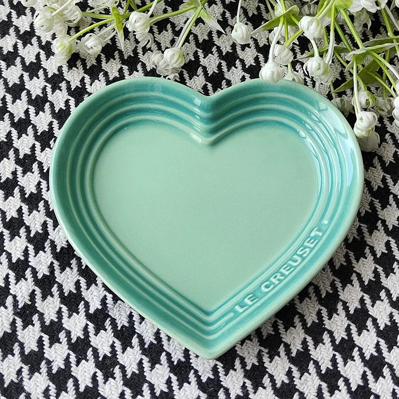 Ceramic Cat Bowl Extra Heart-Shaped Wide Anti Vomiting Stress Free Design12cm Durable Ceramic Pet Bowl for Small Cats Dogs