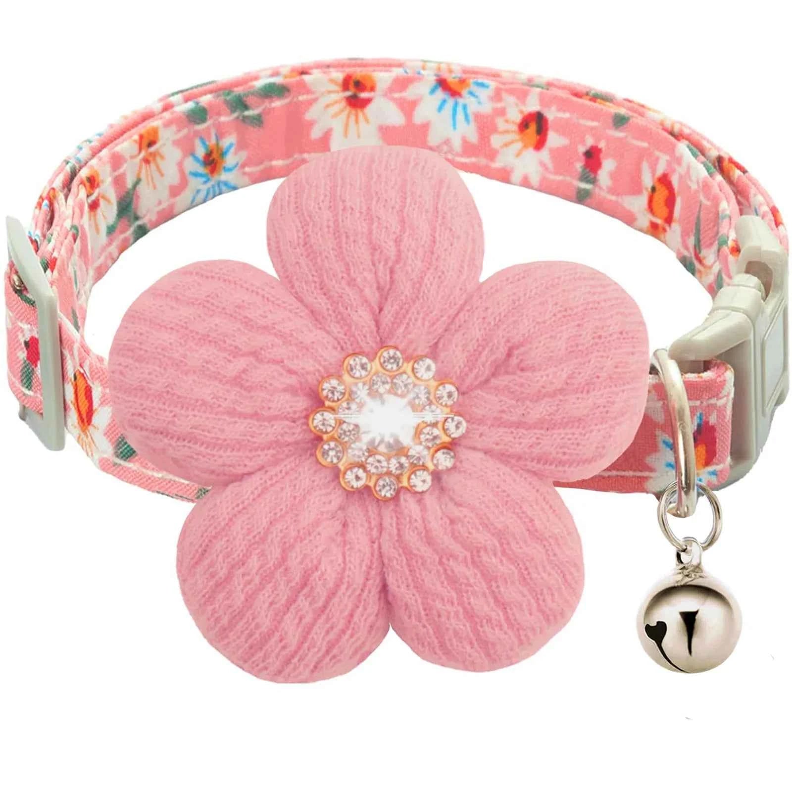 Pet Accessories Shiny Rhinestones Pet Collars Exquisite Necklaces Dog Collars Small and Medium Dogs Floral Cat Collars