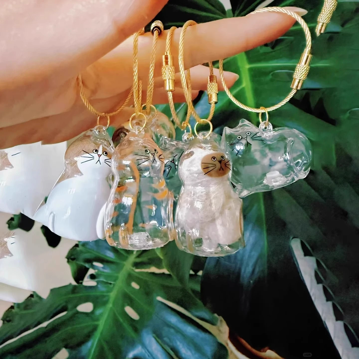 Ginger Cat Keychain Pendant Backpack Siamese Calico Hair Storage Box Hanging Pet Grooming Souvenir Travel Accessory