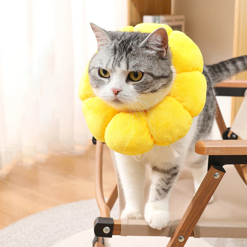 Sunflower Pet Collar Adjustable Anti-Bite Surgery Anti-Lick Wound Healing Cat Protection Collars Soft Plush Elizabethan Collar