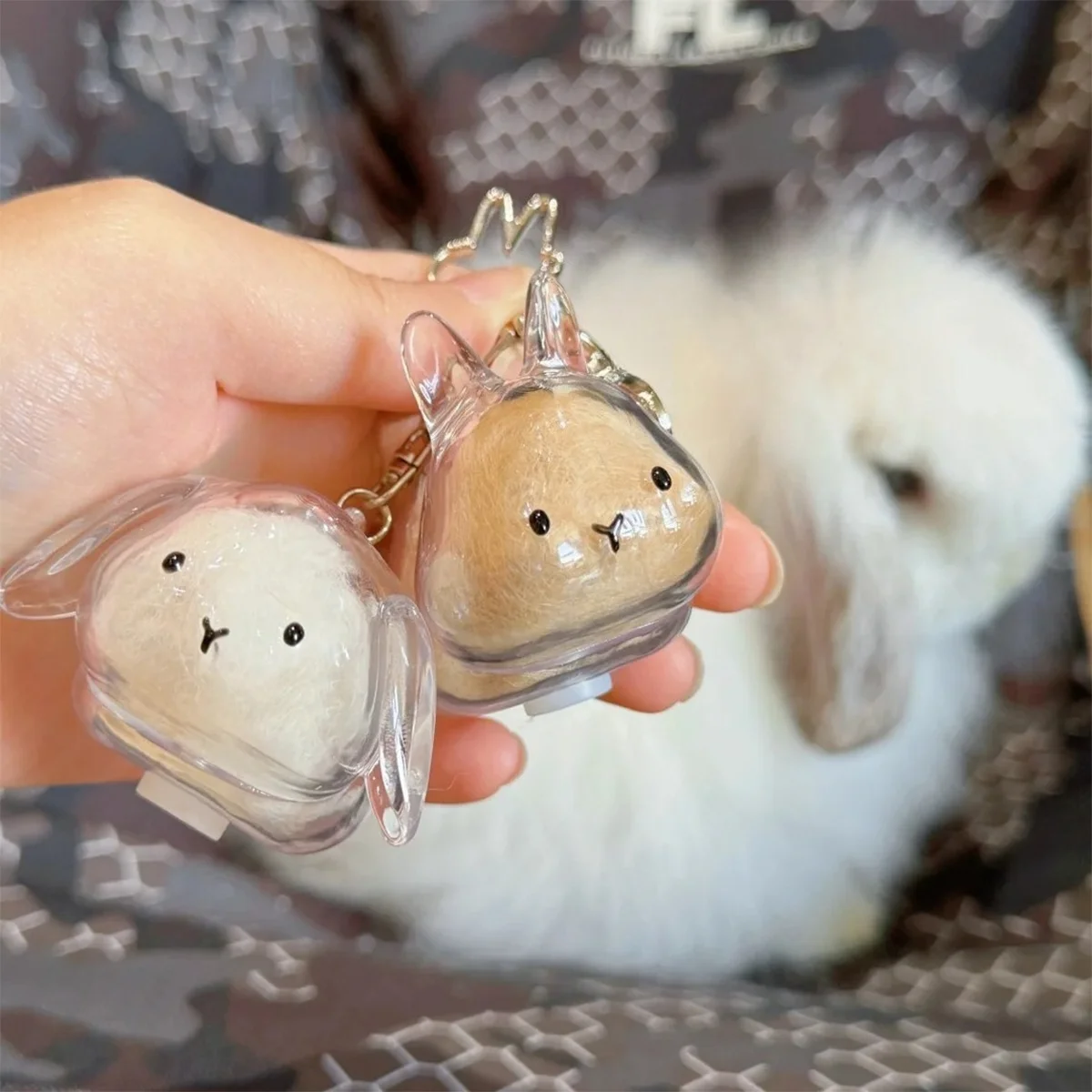 35528-3bx8is.png Transparent Rabbit Hair Keepsake Bottle Pet Hair Storage Capsule Keychain Thoughtful Gift for Rabbit Lovers And Owners - Image 1