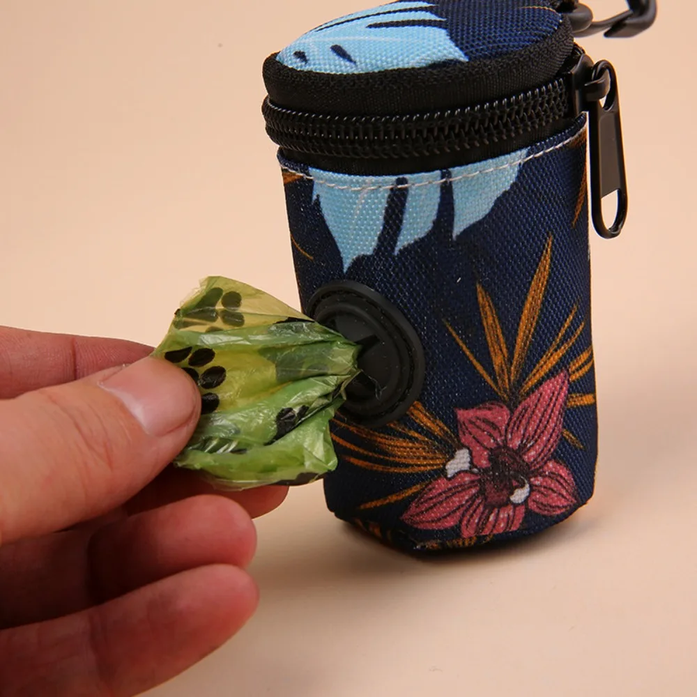 Hangable Dog Poop Bag Dispenser Zipper Dogs Walking Accessory Waste Bag Holder Portable Cute Garbage Bags Organizer Pet Supplies Hangable Dog Poop Bag Dispenser Zipper Dogs Walking Accessory Waste Bag Holder Portable Cute Garbage Bags Organizer Pet Supplies