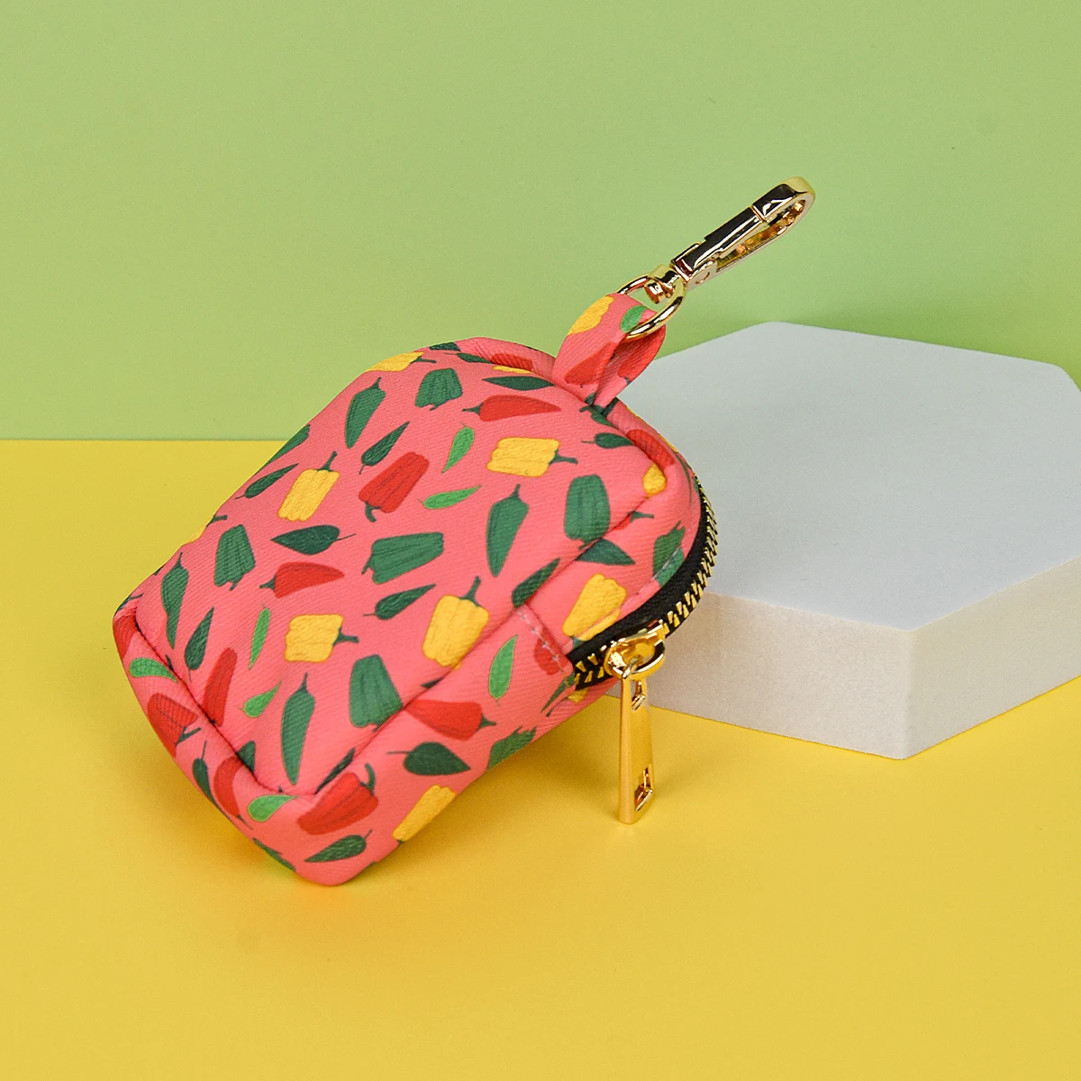 1 Pcs Valentine's Day and New Year's gift For Dog High Quality Designer Cute Pattern Gold Metal Hardward Dog Poop Bag Holder 1 Pcs Valentine's Day and New Year's gift For Dog High Quality Designer Cute Pattern Gold Metal Hardward Dog Poop Bag Holder