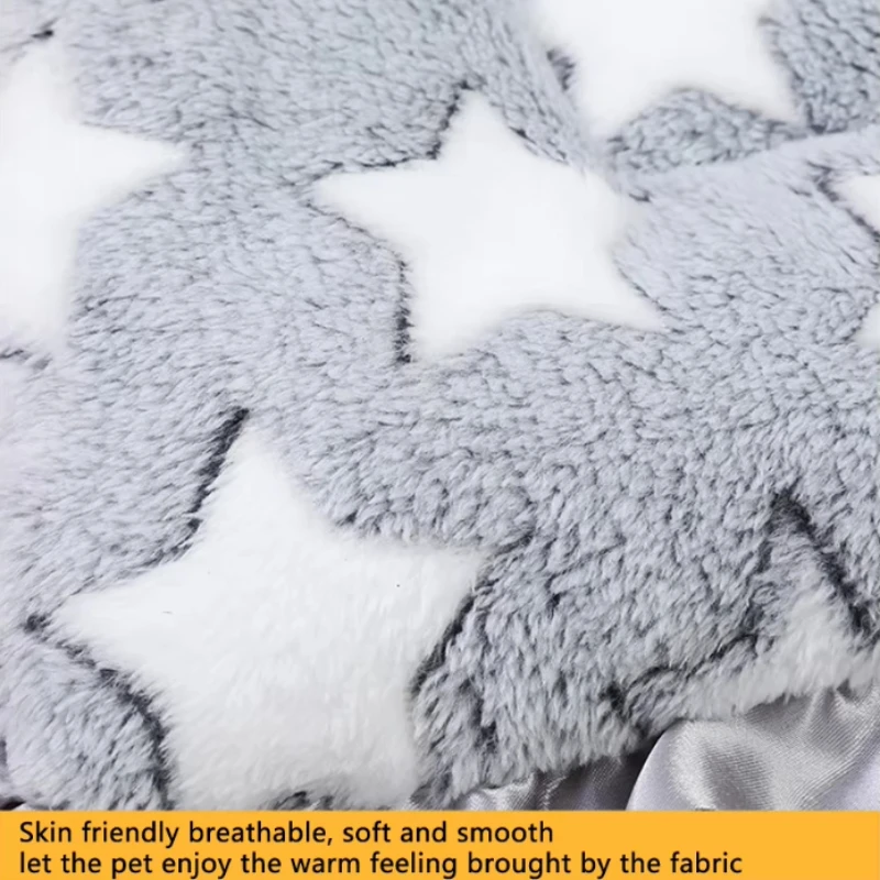 Thickened Comfortable Warm Small Cat Sleeping Cushion Skin-friendly Cute Winter Medium Dog Sofa Mat for Puppy Bed Accessories