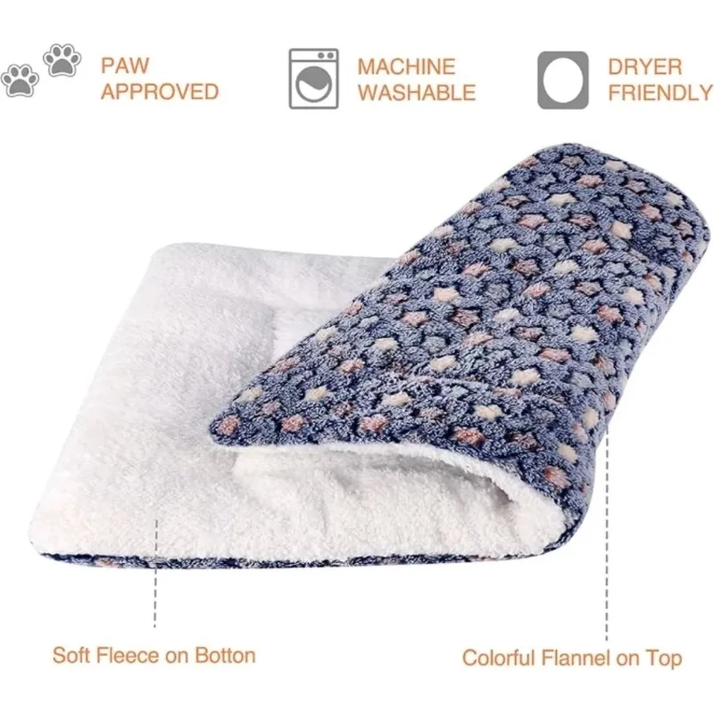 Thickened Comfortable Warm Small Cat Sleeping Cushion Skin-friendly Cute Winter Medium Dog Sofa Mat for Puppy Bed Accessories