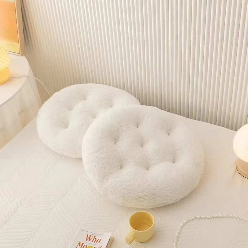 1PC plush cushion