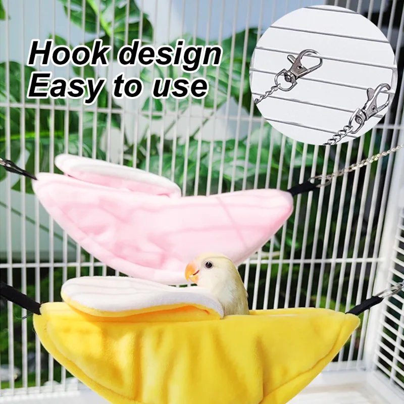1PC Winter Warm Banana Shape Parrot Bed Bird Nest Parrot Nest Hammock Bed Toy for Pet Bird Hamster Cage Hanging Bed Sleeping Bag