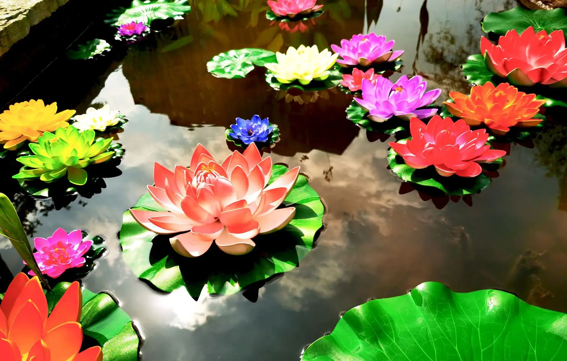 1PCS lifelike multi-color lotus floating foam flowers, suitable for ponds and aquariums, 4-inch garden decoration festival decor 1PCS lifelike multi-color lotus floating foam flowers, suitable for ponds and aquariums, 4-inch garden decoration festival decor