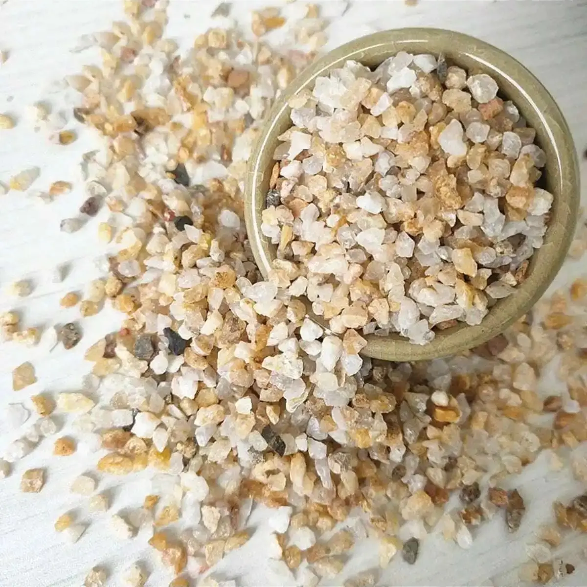 83799-qsaryk.jpg 1pc-250g Natural Crystals Gravel Stone Micro Landscape Garden Aquarium Decor Fish Tank Bottom Sand Potted Plants DIY Accessories - Image 1