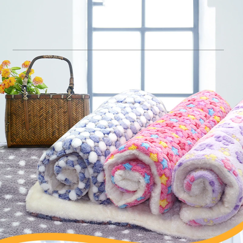 Large Size Flannel Dog Bed Thicken Cat Bed Sleeping Mat Dog Mat Blanket For Puppy Kitten Dog Bed Rug for Small Medium Large Dog