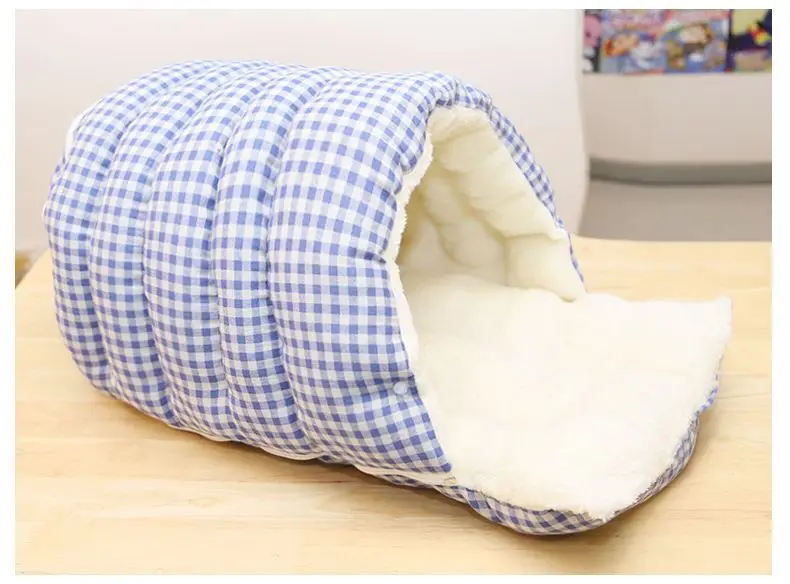 Foldable Winter Pet Sleep Bed/Bag for Cats Dogs, Thickened Semi-Enclosed Design, Soft Indoor, Christmas/Warm in autumn /winter Foldable Winter Pet Sleep Bed/Bag for Cats Dogs, Thickened Semi-Enclosed Design, Soft Indoor, Christmas/Warm in autumn /winter