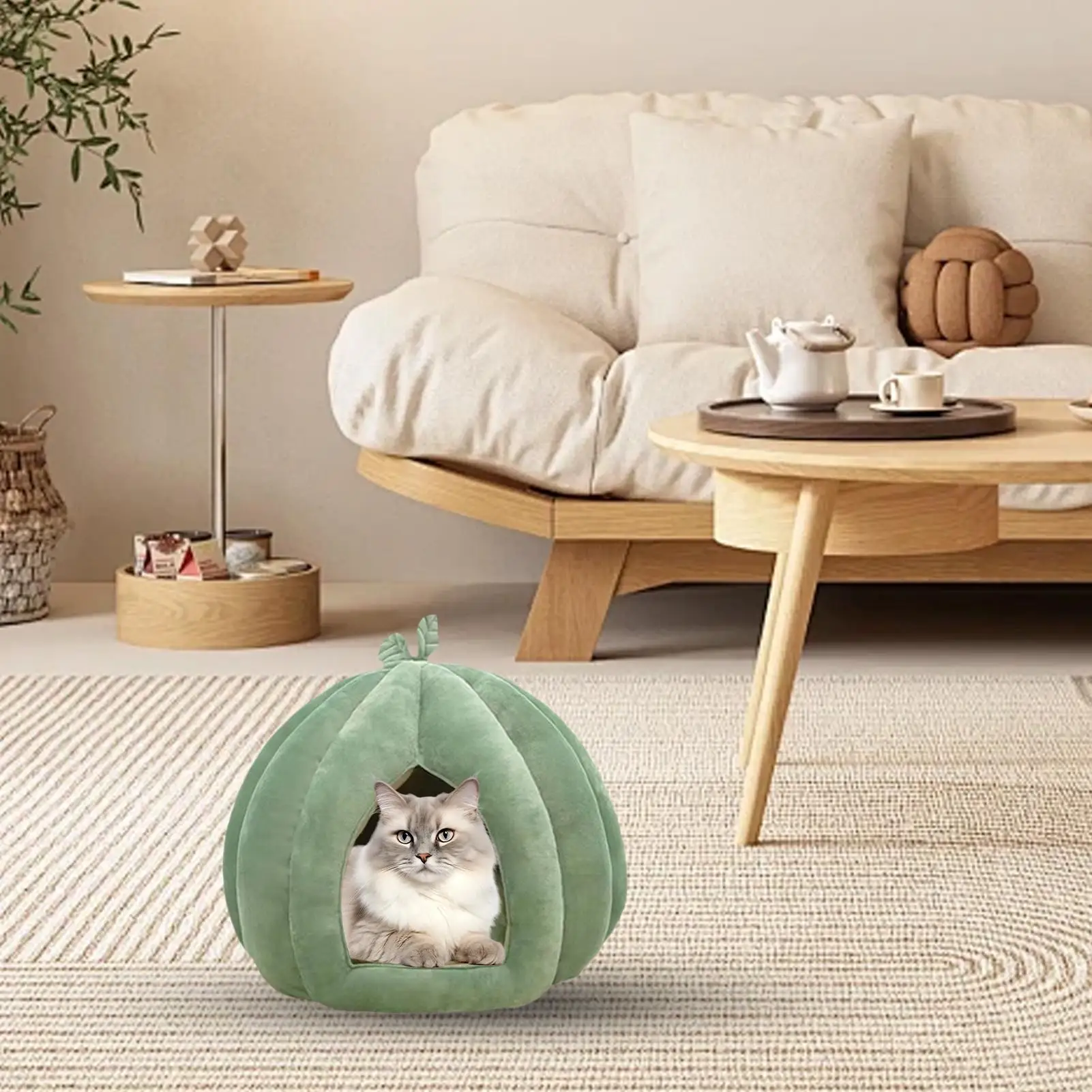Thickened Halloween Pet Bed Enclosed Cat Nest Warm Cat Bed Pumpkin Shape Pet Sleeping House for Cats Washable Cat Sleeping Bed