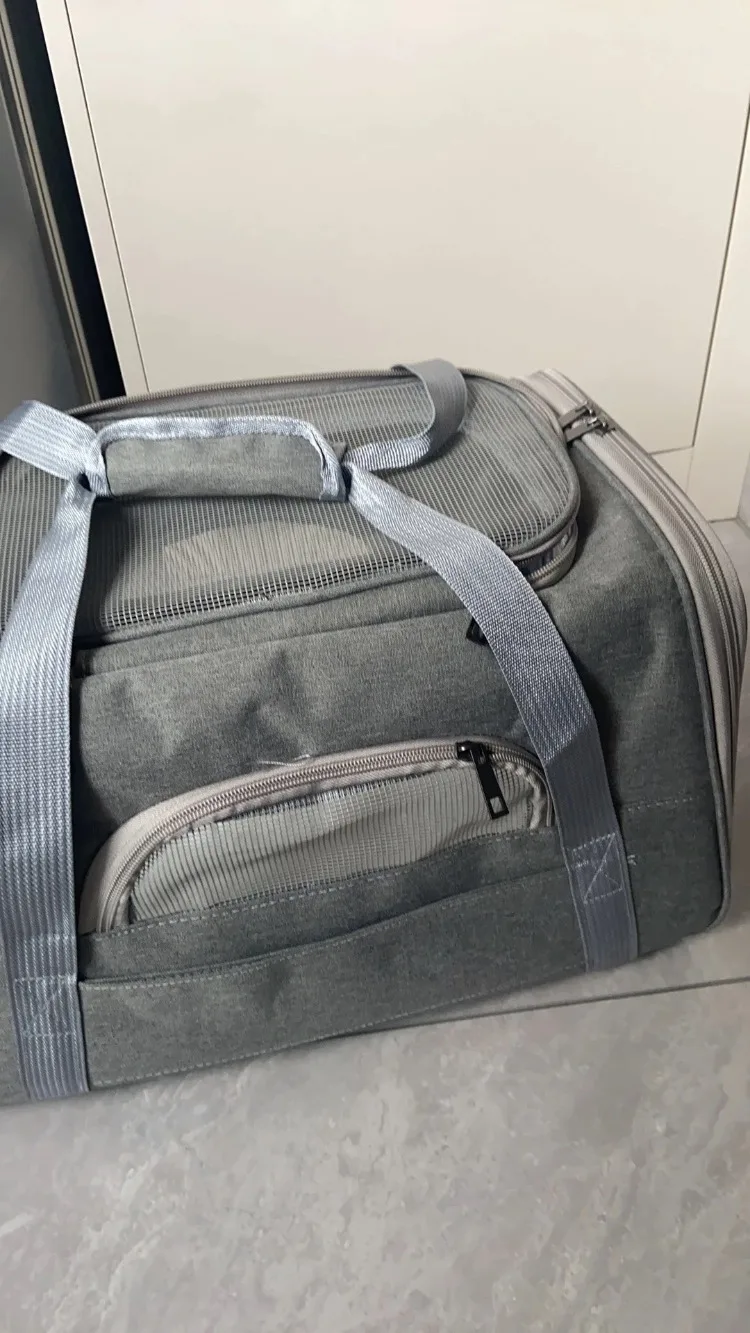 Pet Carrier Bag Foldable Small Dog Cat Carrying Out Bags Expansion Pet Travel Bag Mesh Breathable Expansion Crossbody Handbag