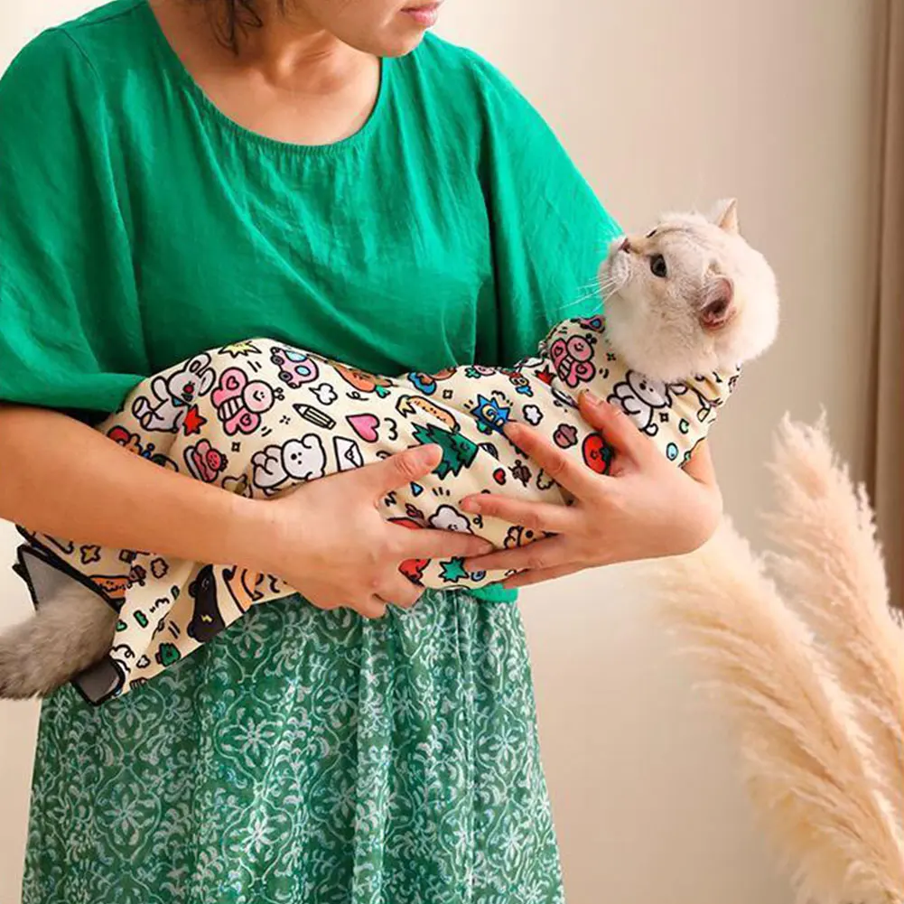 Cat Restraint Wrap Self-Adherent Cat Swaddle Burrito Wrap Anti-Bite Anti-Escape Cat Grooming Wrap for Pet Medical Nail Clipping
